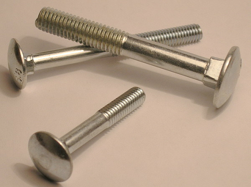 Болт мебельный M6*120  DIN603 с полукр. гол и квадр. подголовком