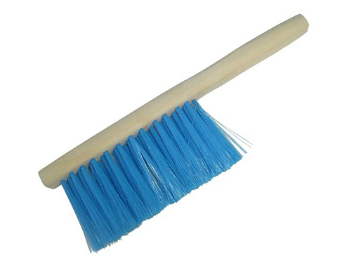 Щетка-сметка 3-х рядная, деревянная ручка 280мм
